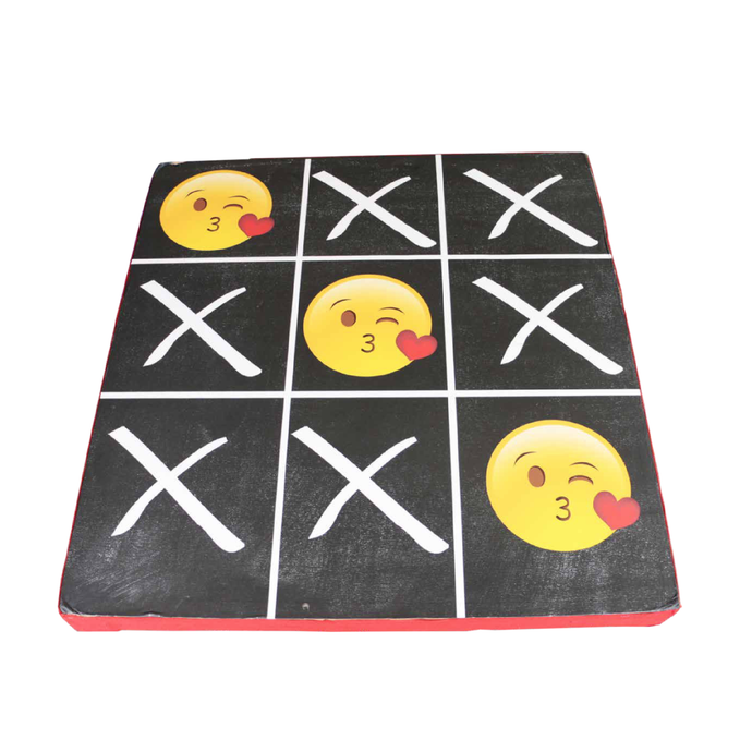 TIC TAC TOE (PARTY GAME)